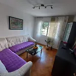 Split Apartment Σπλιτ