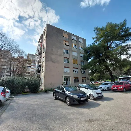 Διαμέρισμα Split Apartment